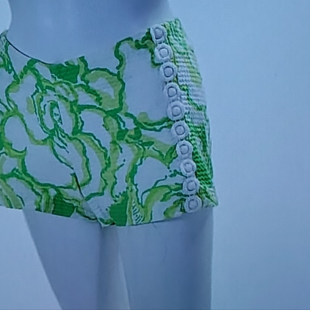 Lilly Pulitzer Green & White Abstract Floral Liza Shorts Crochet Trim Sz 2 - Picture 6 of 8